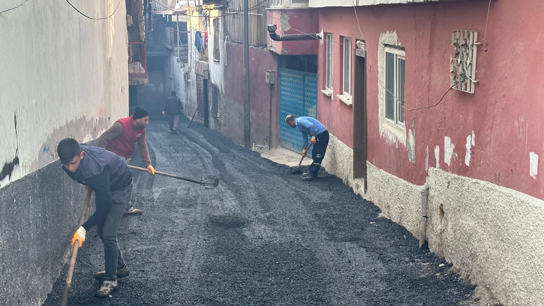 Dulkadiroğlu Belediyesi asfalt çalışmalarını sürdürüyor