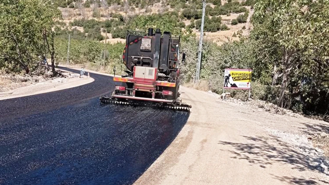 Dulkadiroğlu'nda grup yollarının ulaşım standardı artırılıyor