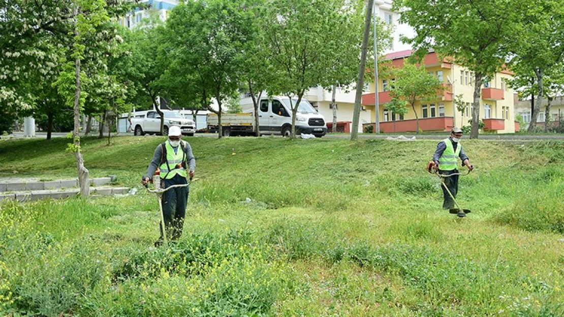 Dulkadiroğlu'nda park ve bahçeler yaza hazırlanıyor