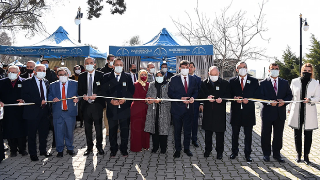 Dulkadiroğlu'nda tarihi Bahtiyar Yürüyüşü ve Kırk Yamada Kırk Maraş Sergisi açıldı