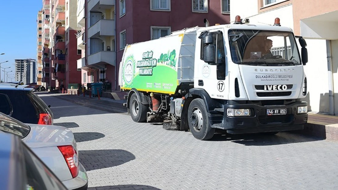 Dulkadiroğlu'ndan hafta sonu temizliği