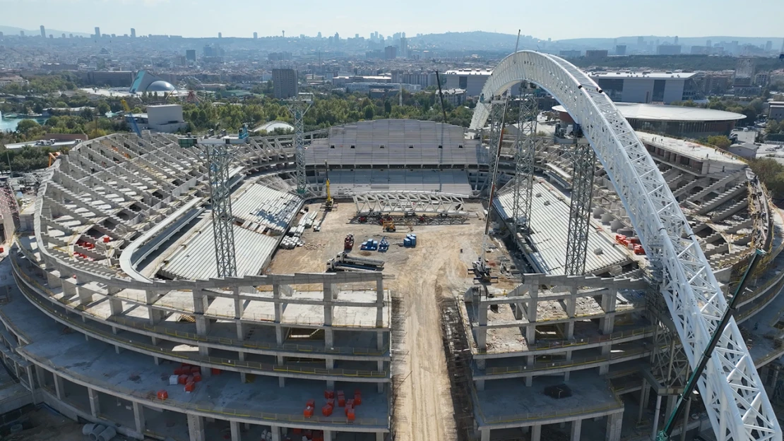 Dünyanın en uzun çatı açıklığına sahip 3. stadyum tamamlanıyor