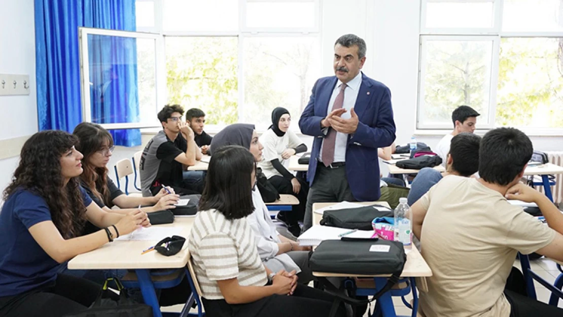 Eğitim değerlendirme toplantısı, Bakan Tekin başkanlığında yapıldı