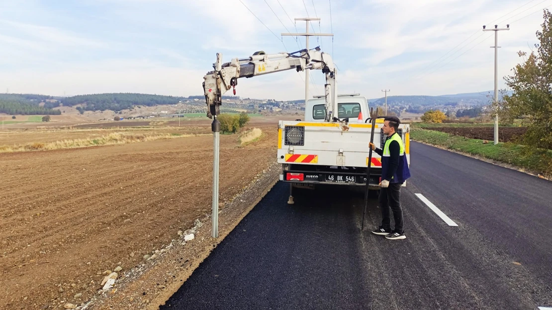 Ekipler, trafik akışını iyileştirmek için sahada