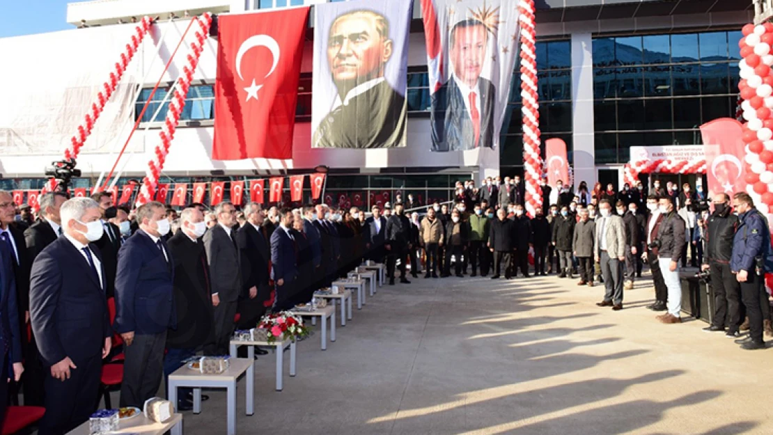 Elbistan Ağız ve Diş Sağlığı Merkezi ve Koroner Anjiyografi Ünitesi açıldı