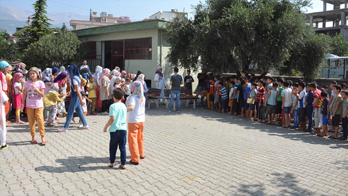 Gezici Kütüphane, öğrencilerle buluşmaya devam ediyor