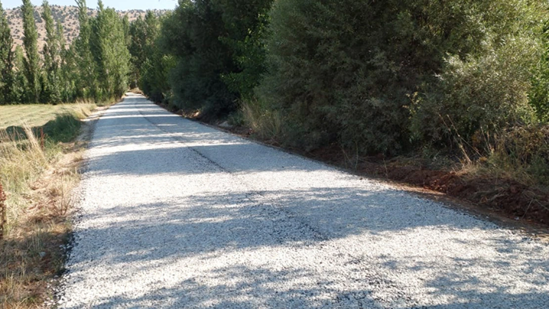 Göksun'da 24 Kilometrelik yol yenilendi