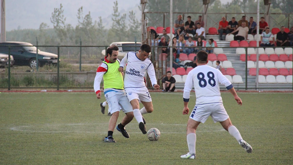 Göksun'da kurumlararası futbol turnuvası başladı