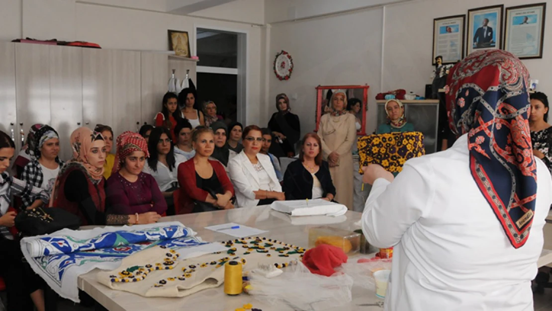 Halk Eğitimi Merkezlerinde, 73 farklı alanda kurs