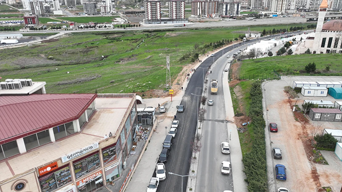 Hastane yolu yenilendi