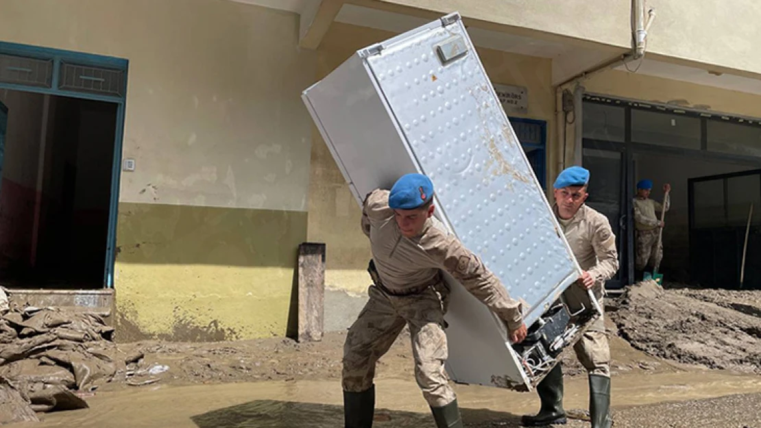 Jandarma selin yaralarını sarmak için yeniden sahada