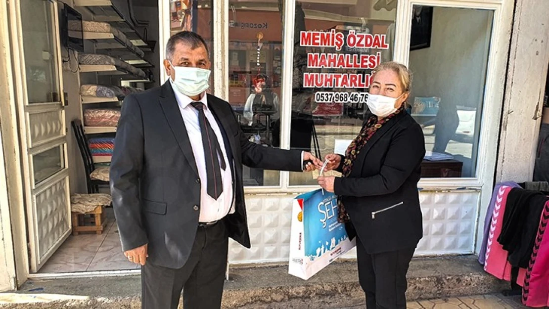 Kadın muhtarlara 8 Mart sürprizi