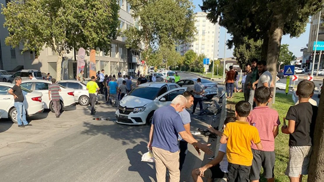 Kahramanmaraş 3 kişinin yaralandığı trafik kazasıyla ilgili soruşturma başlatıldı