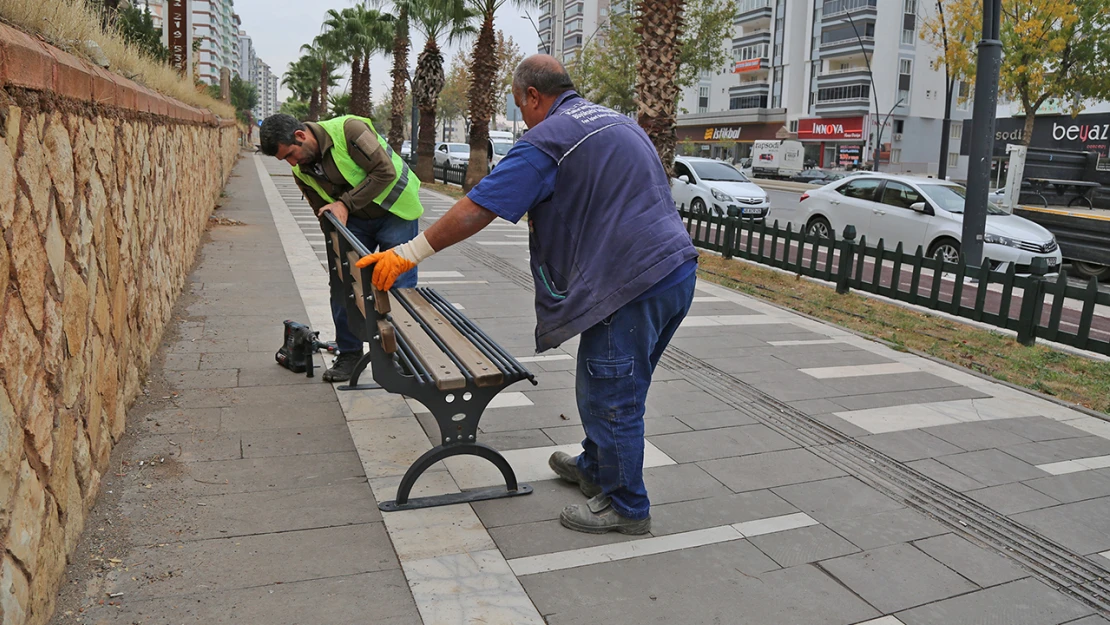 Kahramanmaraş'a yeni şehir mobilyaları kuruluyor