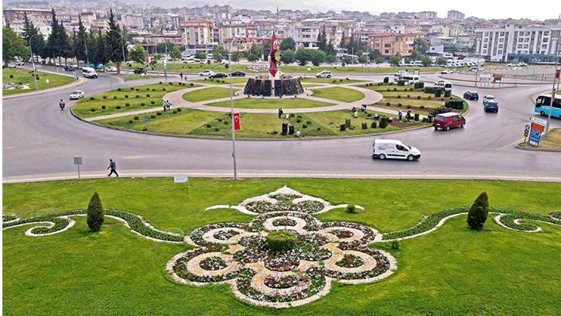 Kahramanmaraş çiçeklerle donatılıyor