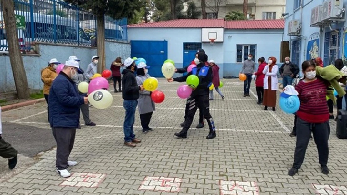 Kahramanmaraş İl Emniyet Müdürlüğü 'Mavi Işık Yak'tı