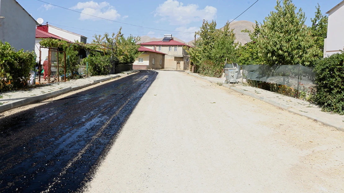 Kahramanmaraş'ın ilçelerinde ulaşım standartları artıyor