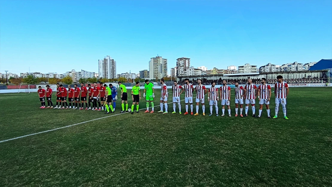 Kahramanmaraş İstiklalspor, namağlup şampiyonluğa koşuyor