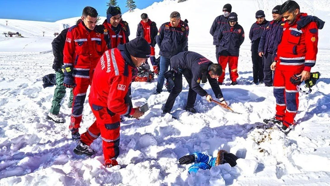 Kahramanmaraş İtfaiyesi arama kurtarma timi kışa hazır