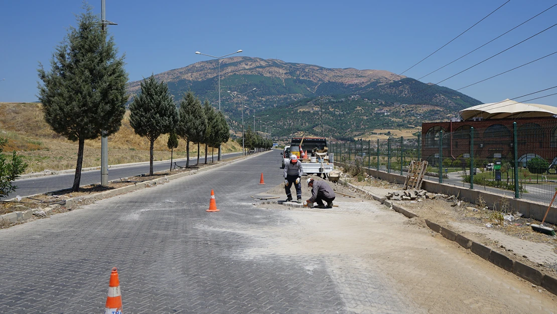 Kahramanmaraş OSB ve Kavlaklı'nın yolu iyileştiriliyor