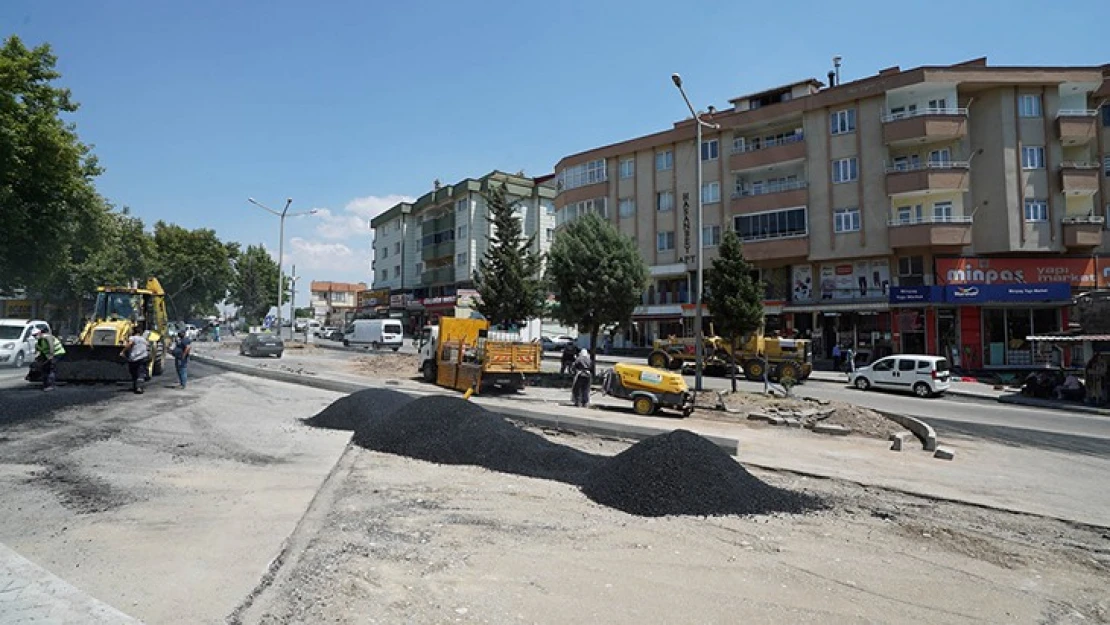 Kahramanmaraş'ta 5 ana güzergâhın bağlandığı kavşak yeniden dizayn edildi