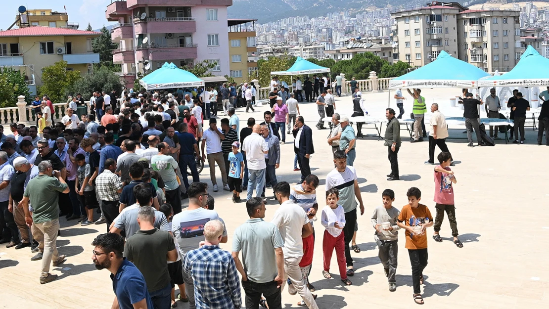 Kahramanmaraş'ta 7 bin kişiye aşure ikram edildi