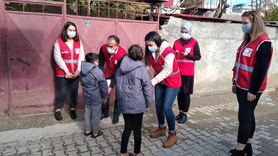 Kahramanmaraş'ta 70 çocuk bu kış üşümeyecek