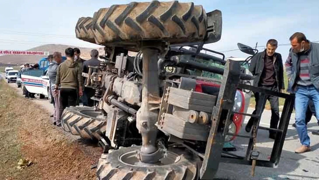 Kahramanmaraş'ta devrilen traktörün altında kalan genç ağır yaralandı