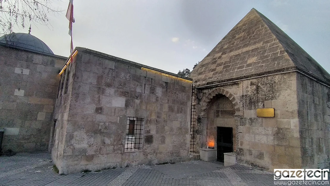 Kahramanmaraş'ta hatim ile teravih kılınacak camiler açıklandı