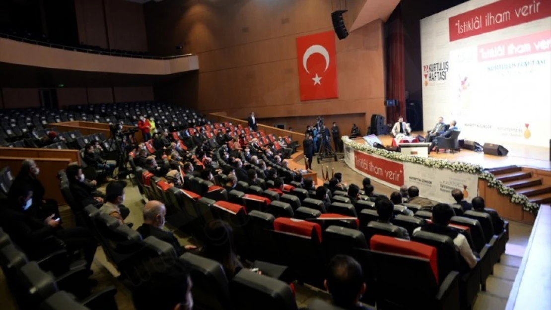 Kahramanmaraş'ta 'İstiklal İlham Verir' konferansı düzenlendi