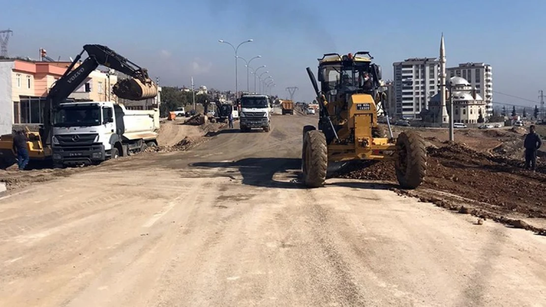 Kahramanmaraş'ta kapatılan yolun bir kısmı trafiğe açıldı