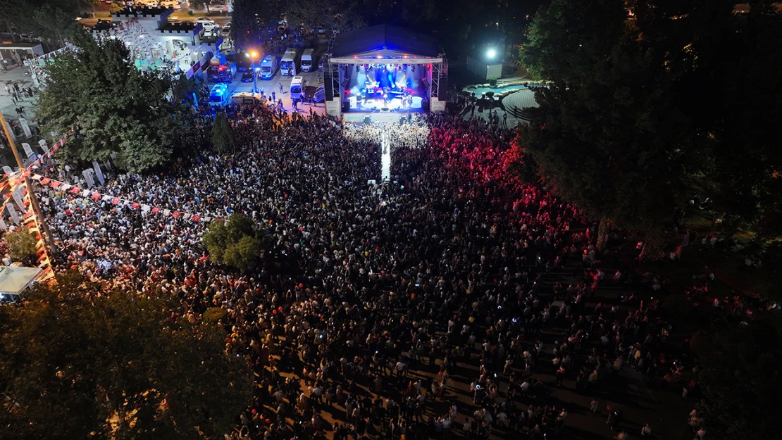 Kahramanmaraş'ta Kıraç rüzgârı esti