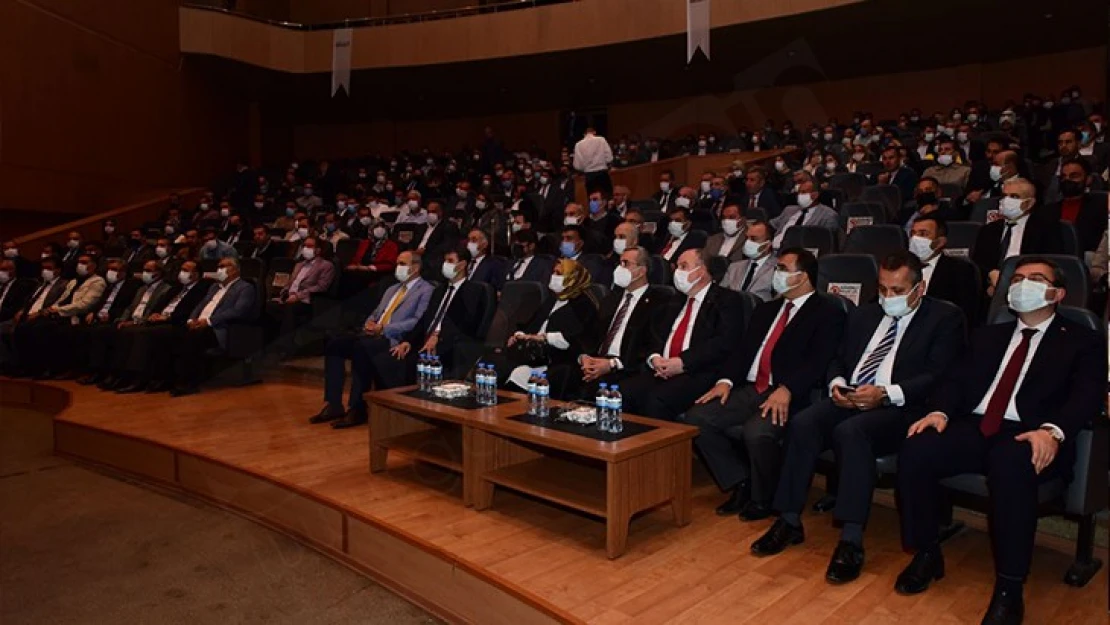 Kahramanmaraş'ta 'Kurumsal İletişimde Görgü ve Nezaket Kuralları' semineri verildi