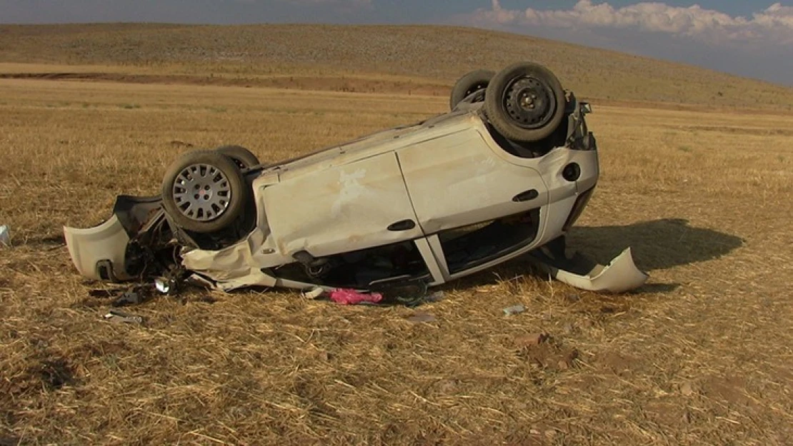 Kahramanmaraş'ta otomobil takla attı: 3 yaralı