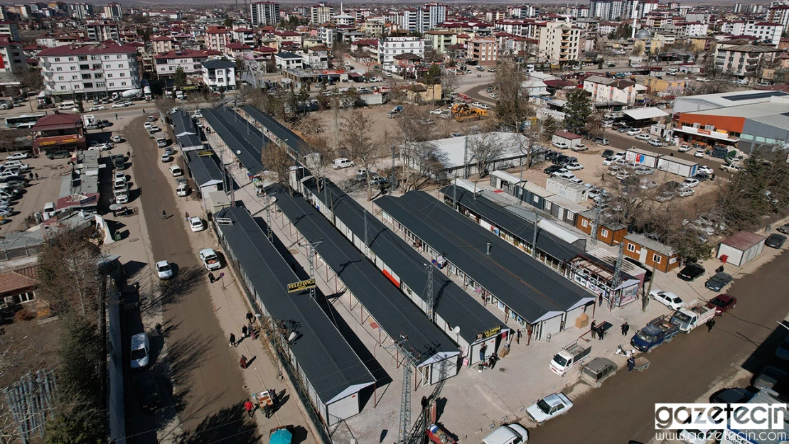 Kahramanmaraş'ta rezerv alandaki iş yerleri için 2 yeni çarşı kuruldu