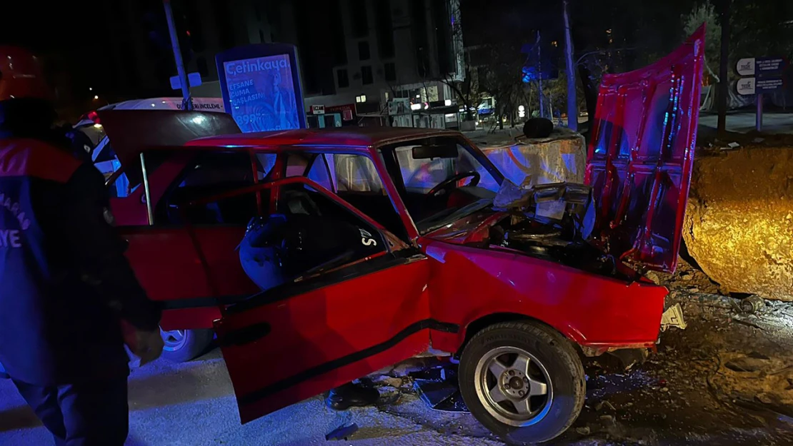 Kahramanmaraş'ta tek taraflı trafik kazası: 2 kişi ağır yaralı