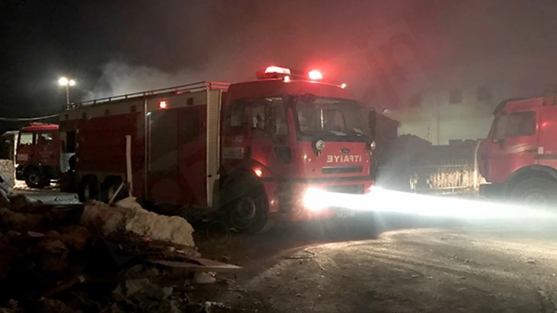 Kahramanmaraş'ta tekstil fabrikasında yangın