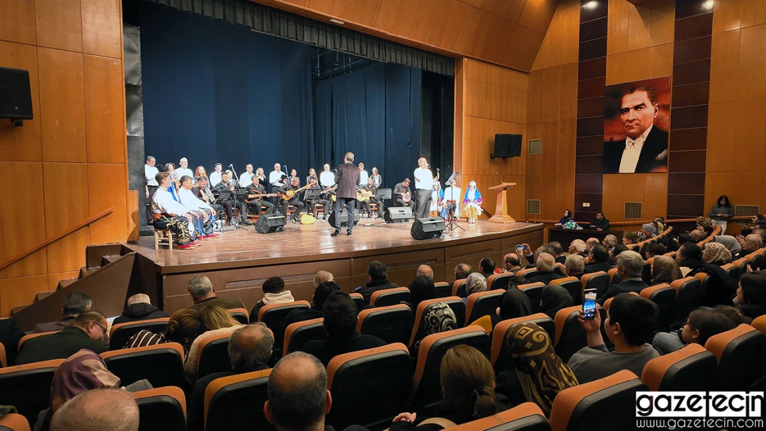 Kahramanmaraş'ta Türk Halk Müziği ziyafeti yaşandı