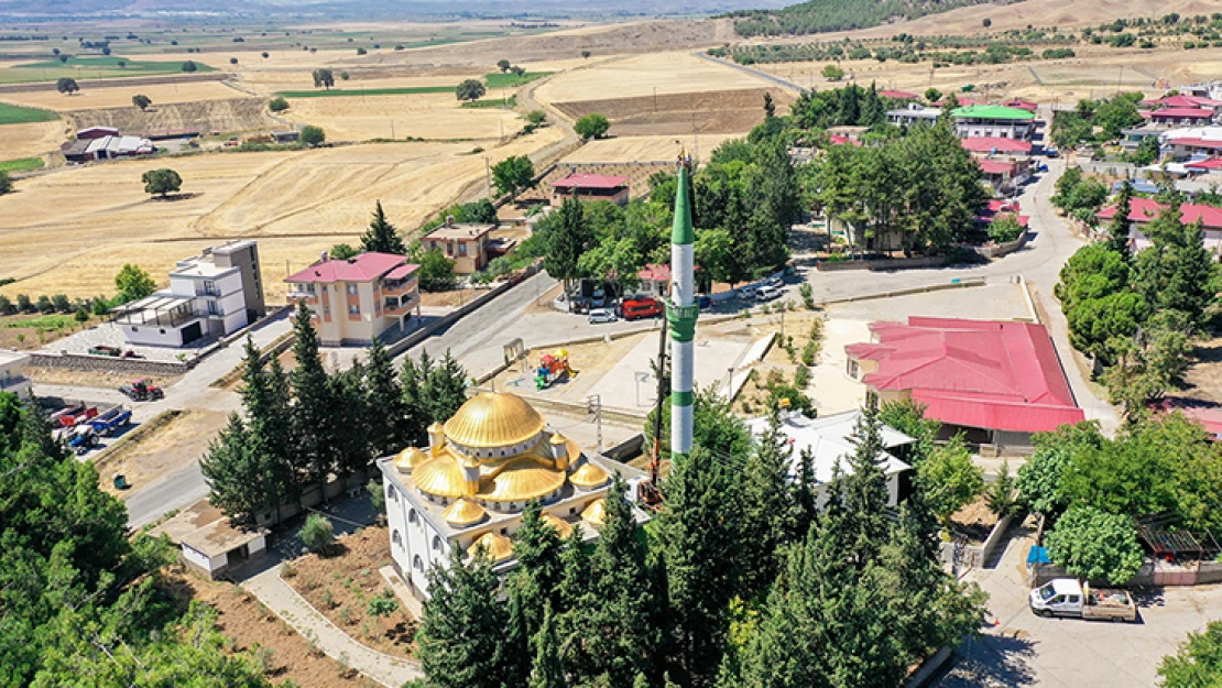 Kahramanmaraş'taki deprem sonrası zarar gören Tevekkeli Camii onarıldı