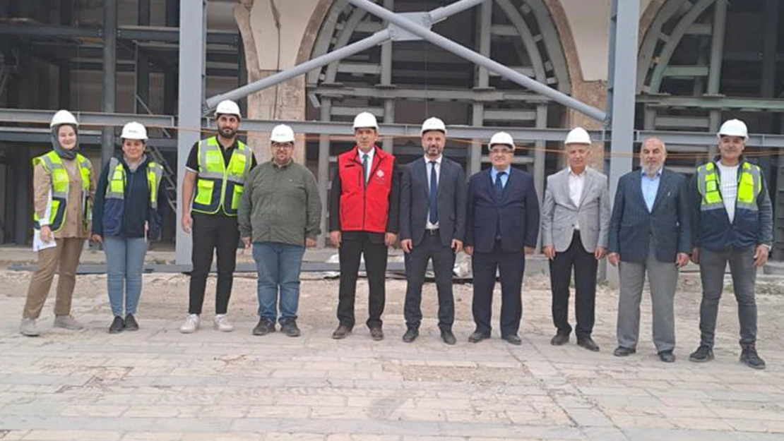 Kahramanmaraş Ulu Camii restorasyonunda inceleme