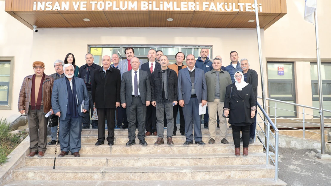 Kahramanmaraşlı şairler İstiklal Üniversitesi'nde buluştu