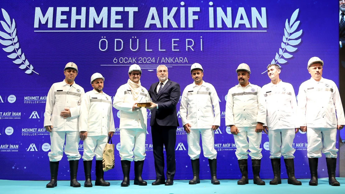 Mehmet Akif İnan ödülleri sahiplerini buldu