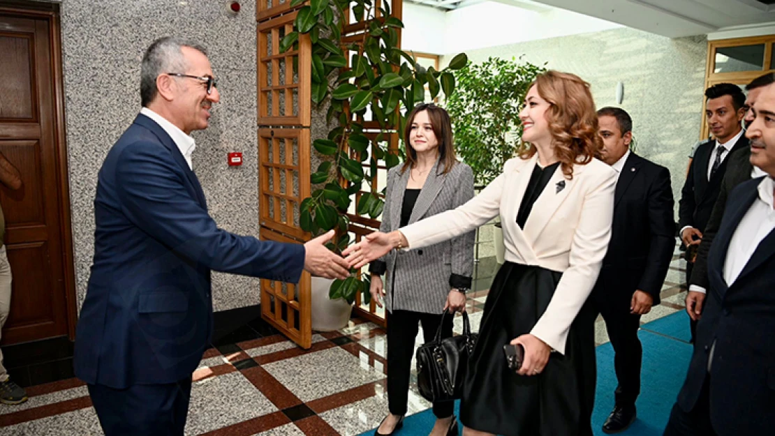 MHP Heyetinden, Büyükşehir'e ziyaret