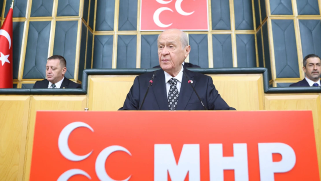 MHP Lideri Bahçeli: 15 Temmuz'u unutursak gök girsin kızıl çıksın