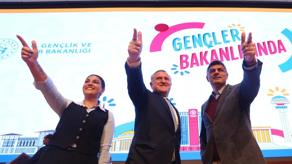 Milli atıcılar, gençlerle tecrübelerini paylaştı