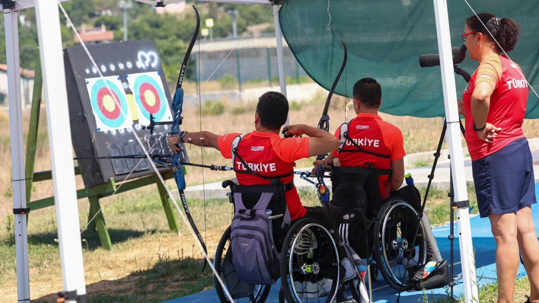 Milli Sporcular Paralimpik Oyunları'na hazırlanıyor