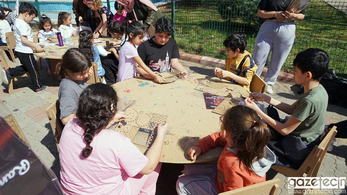 Minikler, Ramazan'ın ruhunu sanatla keşfediyor