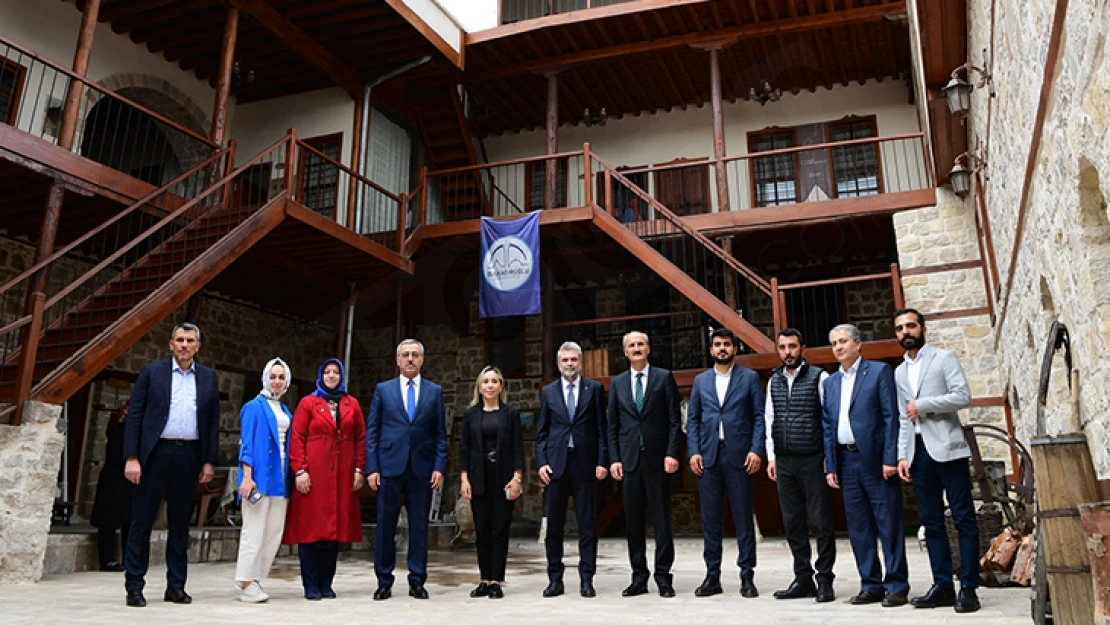 MKYK üyesi Çokal'a Kahramanmaraş'ın tarihi yerleri tanıtıldı