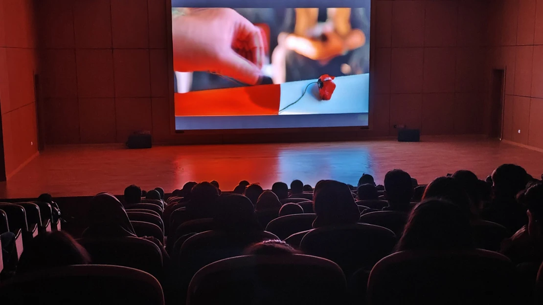 Nefes-Yer Eksi İki sinema filmine Göksunlulardan yoğun ilgi