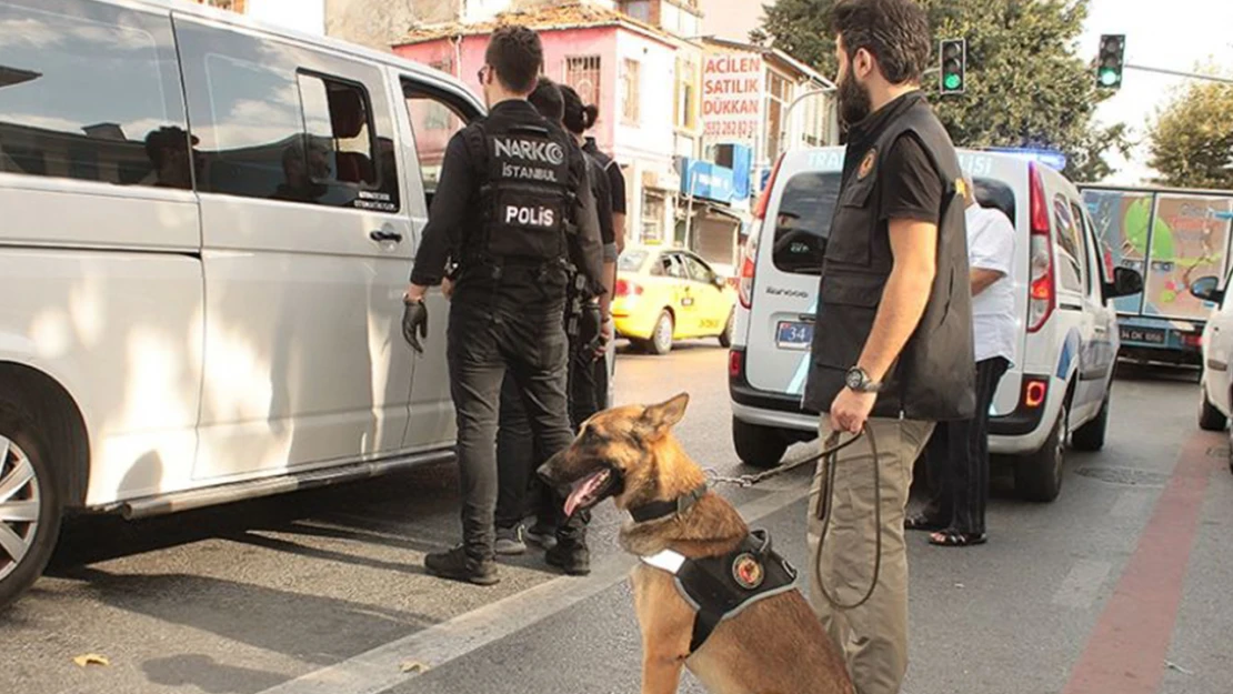 Okul çevrelerinde narkotik ekipleri her an teyakkuzda